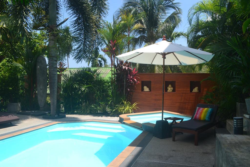 Baan Andaman Sea Surf Hotell Patong Exteriör bild