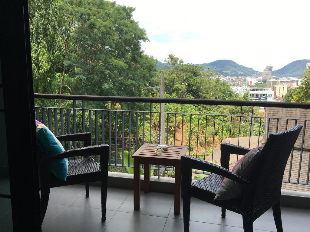 Baan Andaman Sea Surf Hotell Patong Exteriör bild