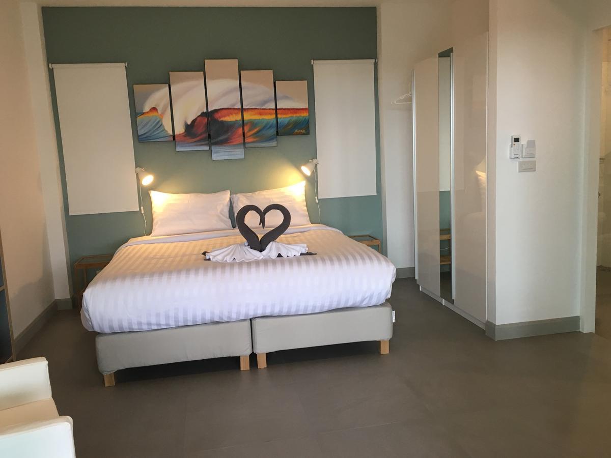Baan Andaman Sea Surf Hotell Patong Exteriör bild